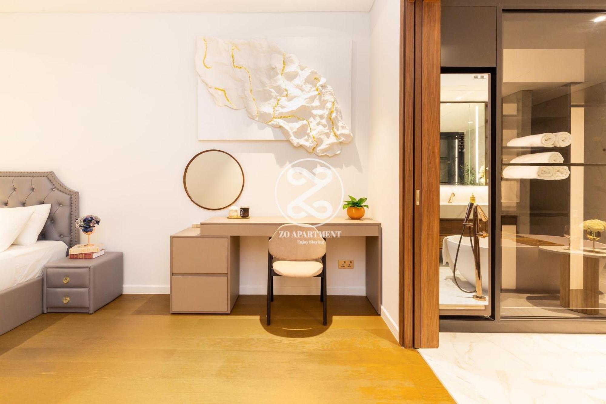 The Metropole -Complex "Opera, Crest, Galleria " -Free Pool-Gym-Sauna Room-Yoga Room โฮจิมินห์ซิตี้ ภายนอก รูปภาพ