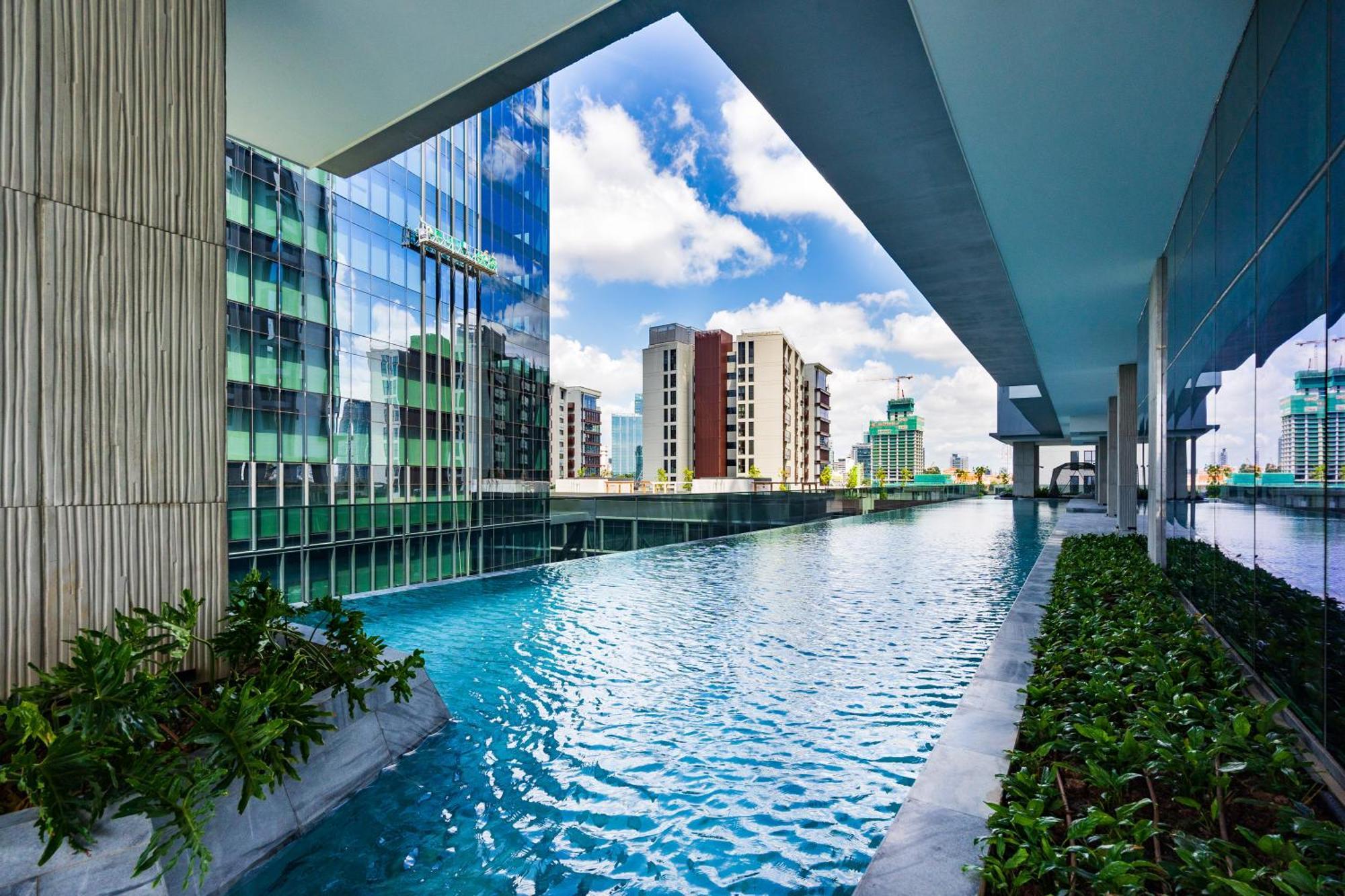 The Metropole -Complex "Opera, Crest, Galleria " -Free Pool-Gym-Sauna Room-Yoga Room โฮจิมินห์ซิตี้ ภายนอก รูปภาพ