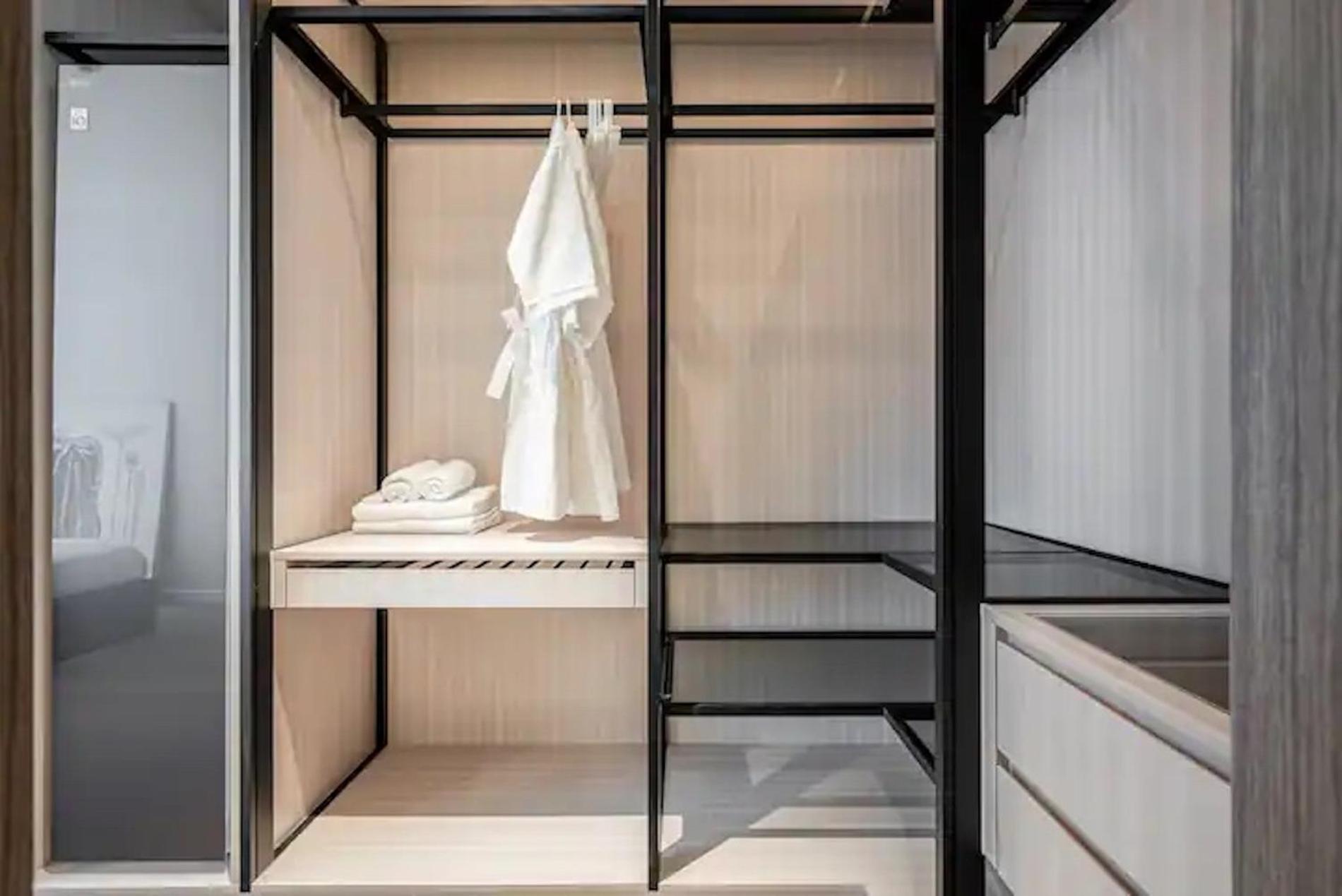 The Metropole -Complex "Opera, Crest, Galleria " -Free Pool-Gym-Sauna Room-Yoga Room โฮจิมินห์ซิตี้ ภายนอก รูปภาพ