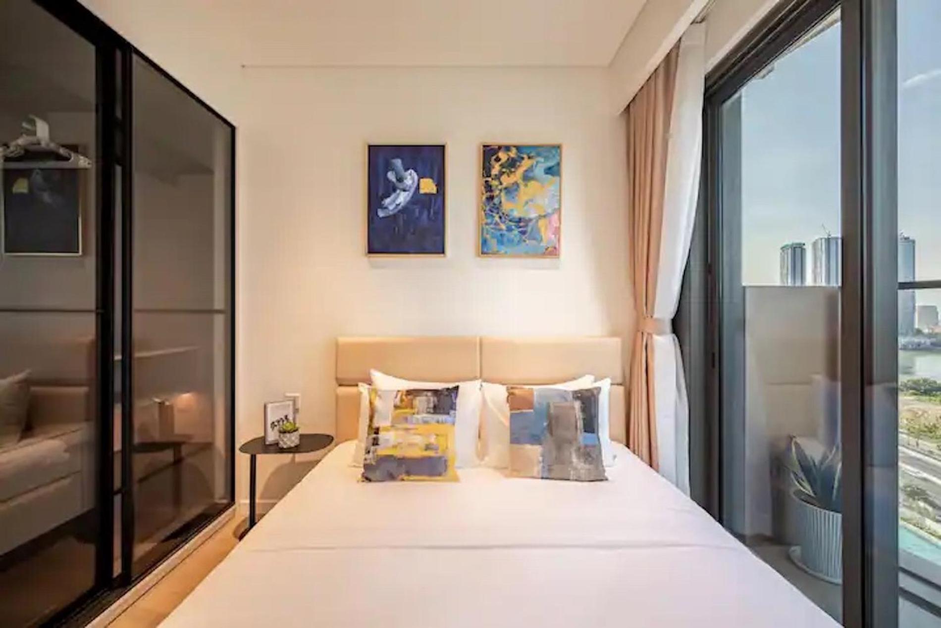 The Metropole -Complex "Opera, Crest, Galleria " -Free Pool-Gym-Sauna Room-Yoga Room โฮจิมินห์ซิตี้ ภายนอก รูปภาพ
