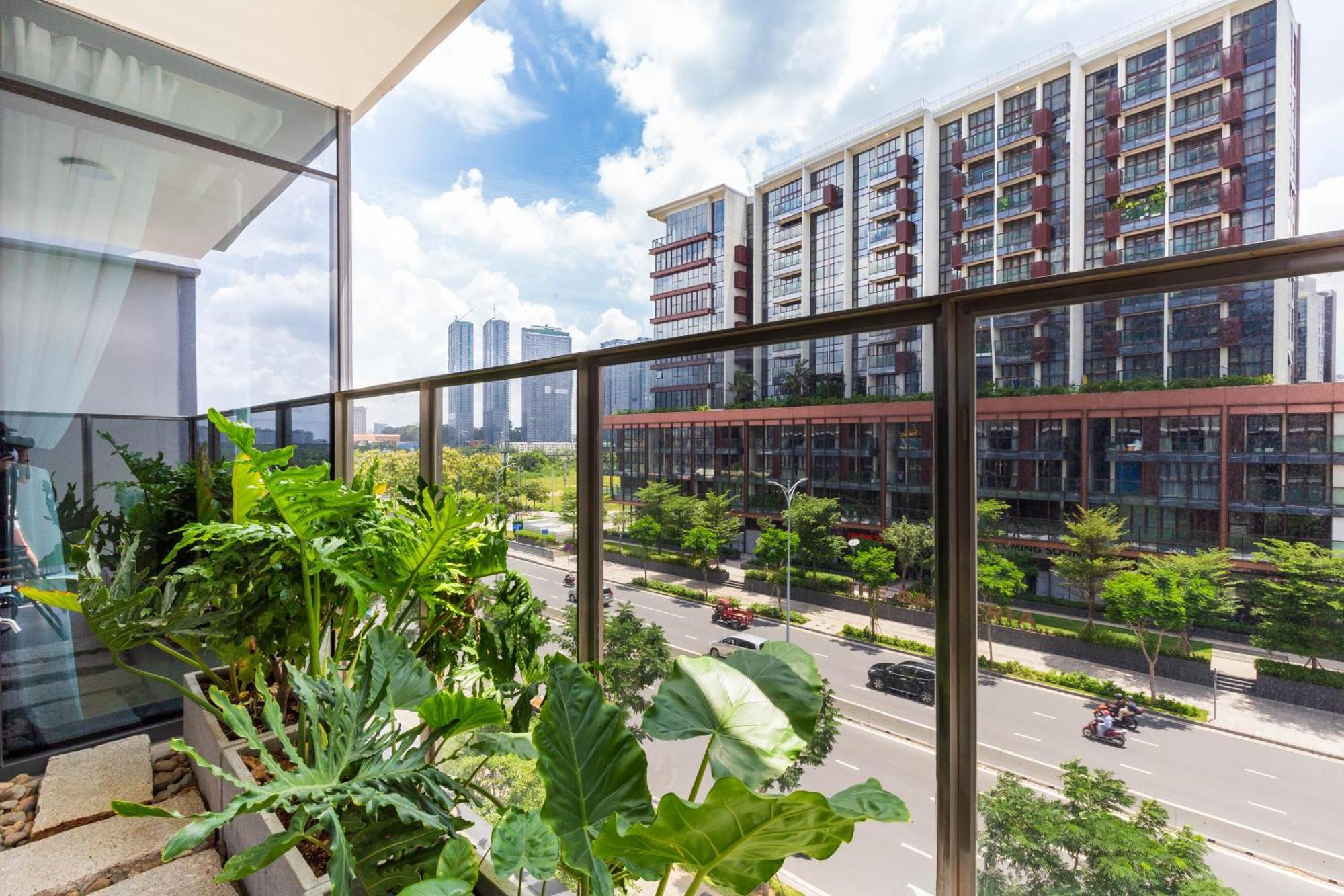 The Metropole -Complex "Opera, Crest, Galleria " -Free Pool-Gym-Sauna Room-Yoga Room โฮจิมินห์ซิตี้ ภายนอก รูปภาพ