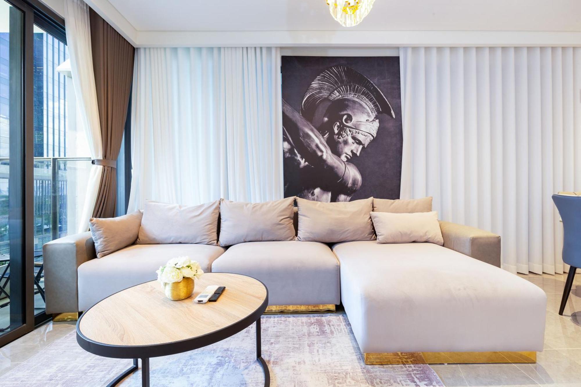 The Metropole -Complex "Opera, Crest, Galleria " -Free Pool-Gym-Sauna Room-Yoga Room โฮจิมินห์ซิตี้ ภายนอก รูปภาพ